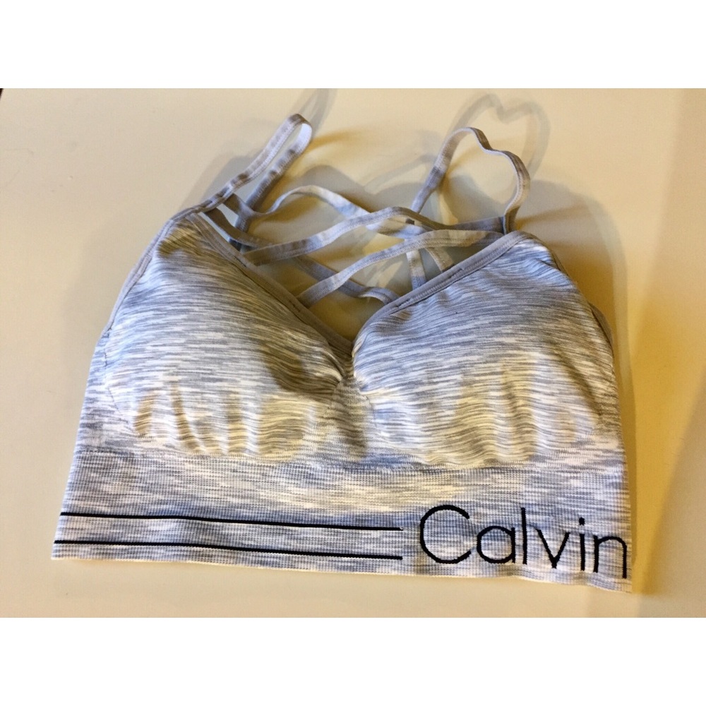 👙 Calvin Klein Quick Dry Performance Bralette
